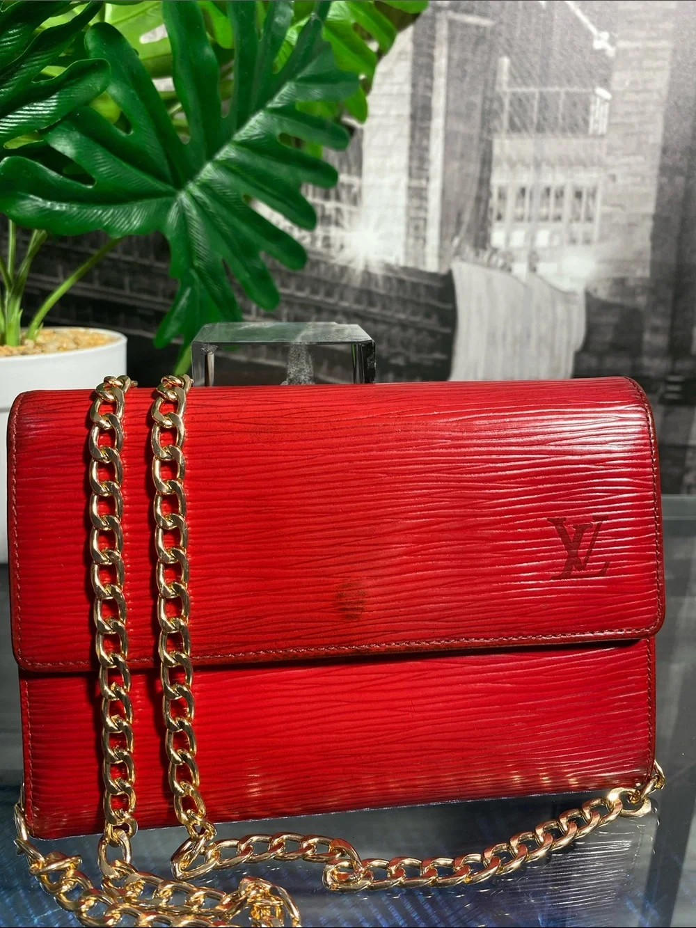 Authentic Louis Vuitton Epi Porte Tresor Wallet